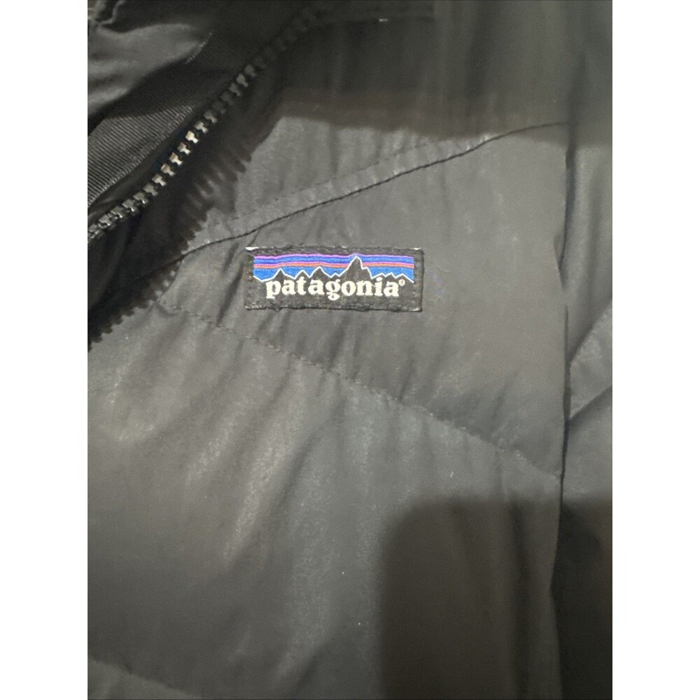 Patagonia Women's Goose Down Long Quilted Black Puffer Coat Size S - Picture 2 of 8